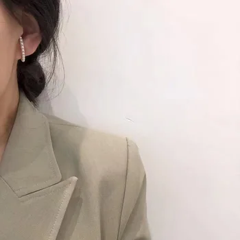  HUANZHI korejas Elegants Stils S925 Mārciņa Pin Zelta Metāla Izliektās Viļņu Līnijas Pērle Aplis Auskari Sievietēm Meitene Puse Dāvana